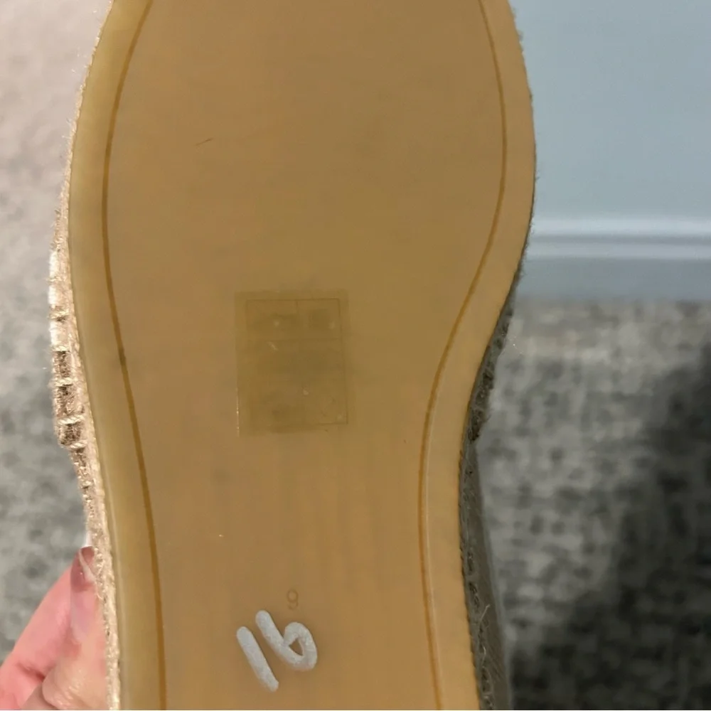 Tory Burch Cammello/Ash White Double T Jacquard Espadrille Flats Size 9